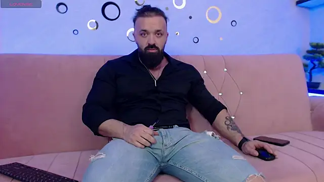 alexhunk09 online show from 15, 4, 2026