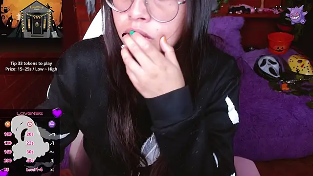 MidoriQuiinn online show from 12, 10, 2025