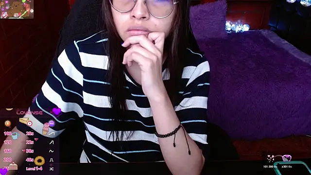 Snapshot of MidoriQuiinn chatting on 28, 5, 2026 MidoriQuiinn online show from 28, 5, 2026