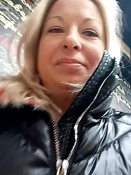 Arina smiles online show from 20, 12, 2024