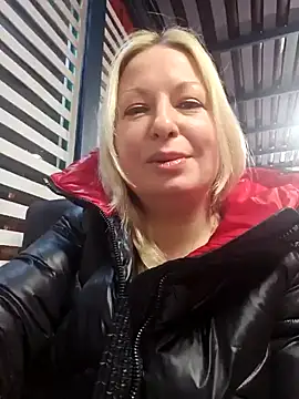 Arina smiles online show from 24, 1, 2025