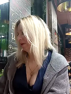 Arina smiles online show from 15, 3, 2025