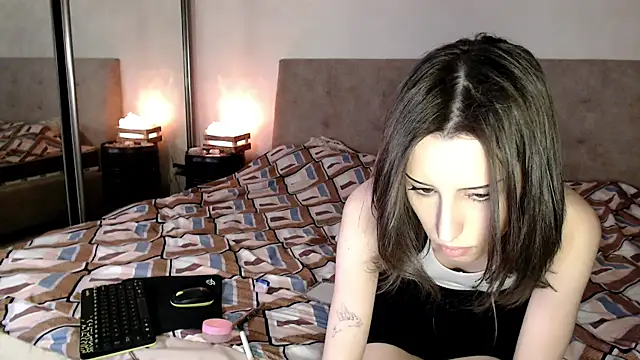 Snapshot of -Yummybabes- chatting on 16, 5, 2026 -Yummybabes- online show from 16, 5, 2026