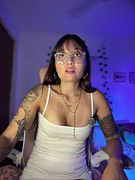 LunaXuan online show from 5, 3, 2026