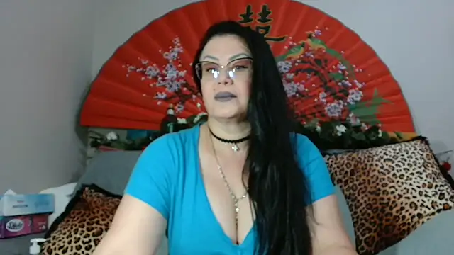 x  KHALEESI  x online show from 6, 6, 2026