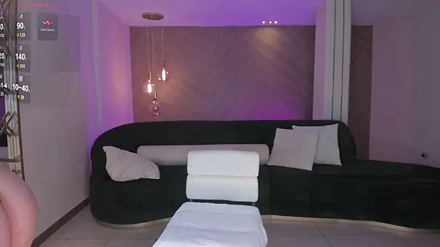 Snapshot of NiaHolland chatting on 12, 2, 2026 NiaHolland online show from 12, 2, 2026