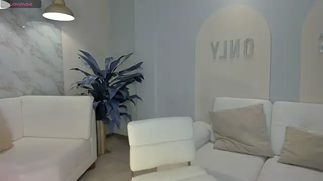 Snapshot of NiaHolland chatting on 15, 2, 2026 NiaHolland online show from 15, 2, 2026