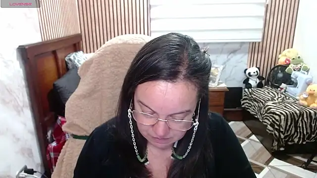 Snapshot of Sonialorens_ chatting on 17, 4, 2026 Sonialorens online show from 17, 4, 2026