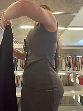 angelitasexy81 online show from 18, 11, 2025