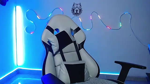 sebastian horny online show from 2, 12, 2025