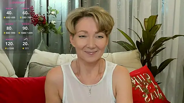 Snapshot of AkexandraFix chatting on 10, 12, 2024 AkexandraFix online show from 10, 12, 2024