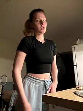 MaryHiggins online show from 26, 10, 2025