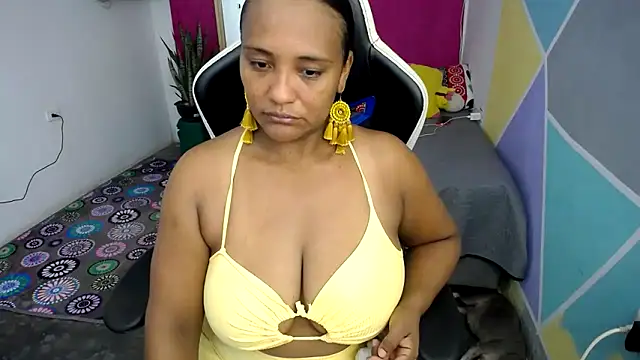 Snapshot of marysol83 chatting on 9, 2, 2025 marysol83 online show from 9, 2, 2025