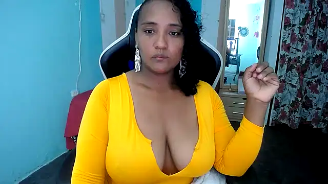 Snapshot of marysol83 chatting on 5, 10, 2025 marysol83 online show from 5, 10, 2025