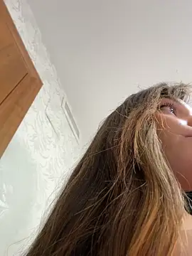 xGabrielaLopex online show from 1, 5, 2026