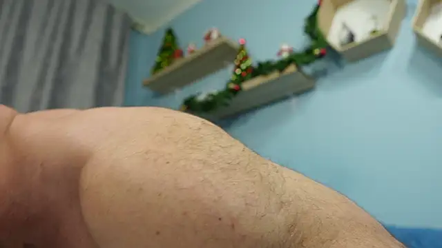 Muscle Bear online show from 11, 1, 2025