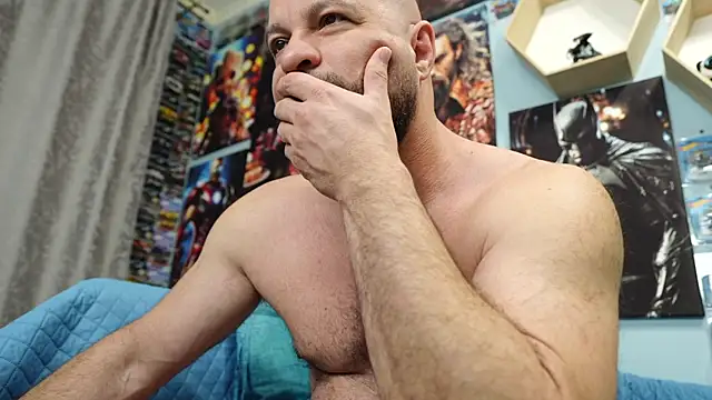 Muscle Bear online show from 31, 10, 2025