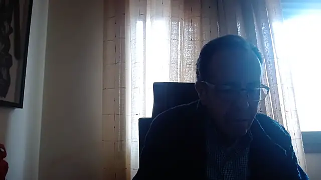 Snapshot of TonyComa chatting on 14, 4, 2026 TonyComa online show from 14, 4, 2026