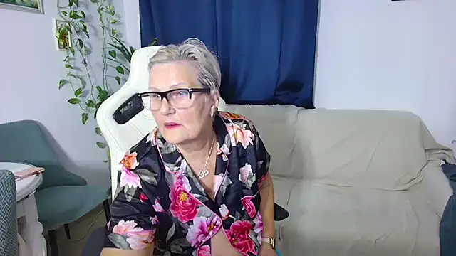 Selenna57 online show from 26, 11, 2025