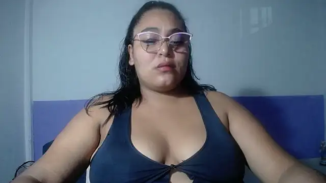 Snapshot of sirena_15 chatting on 29, 4, 2026 sirena 15 online show from 29, 4, 2026