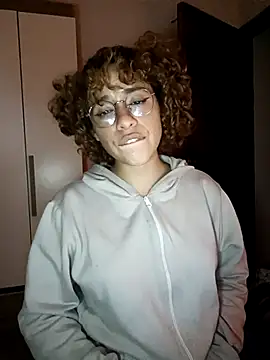 EmmaMelissa0521 online show from 28, 1, 2025