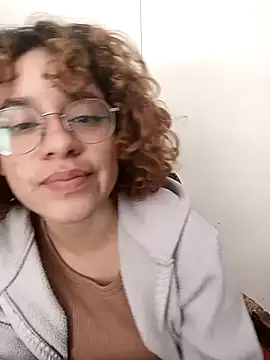 EmmaMelissa0521 online show from 14, 2, 2025