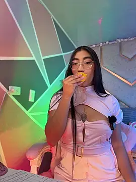 shanon- online show from 11, 4, 2026