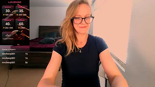 britteebee online show from 3, 6, 2026