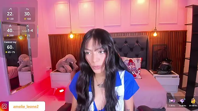 AMELIELEONE online show from 15, 11, 2025