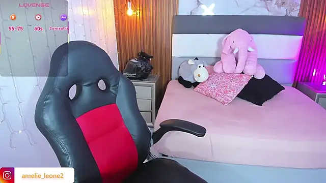 AMELIELEONE online show from 14, 1, 2026