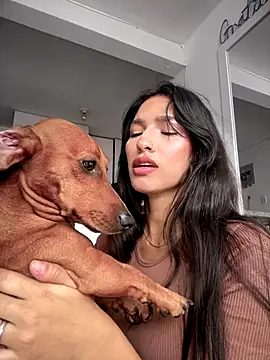 Snapshot of DulceLenns chatting on 16, 9, 2025 DulceLenns online show from 16, 9, 2025