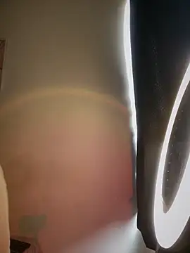 Snapshot of DulceLenns chatting on 5, 2, 2026 DulceLenns online show from 5, 2, 2026