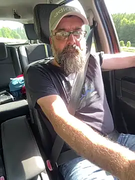 Snapshot of jim470 chatting on 14, 6, 2026 jim470 online show from 14, 6, 2026