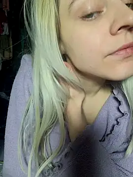 ScarletCallings420 online show from 23, 2, 2025