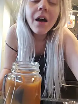 ScarletCallings420 online show from 25, 6, 2026
