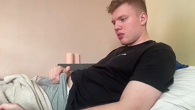 sexybooii6968 online show from 12, 4, 2026