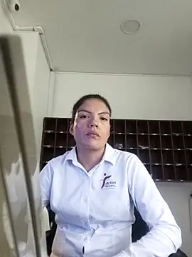 zoey 1824 online show from 17, 3, 2025