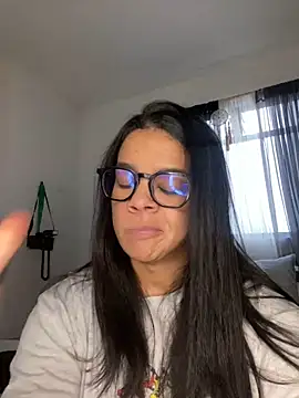 trianawhite online show from 19, 1, 2026