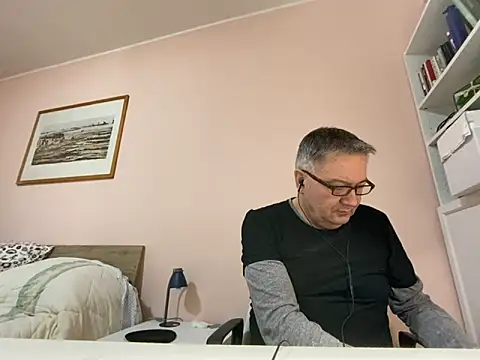 YOU6me online show from 27, 1, 2025