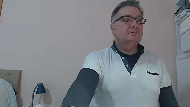 YOU6me online show from 19, 2, 2025