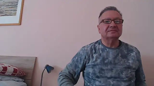 YOU6me online show from 9, 10, 2025