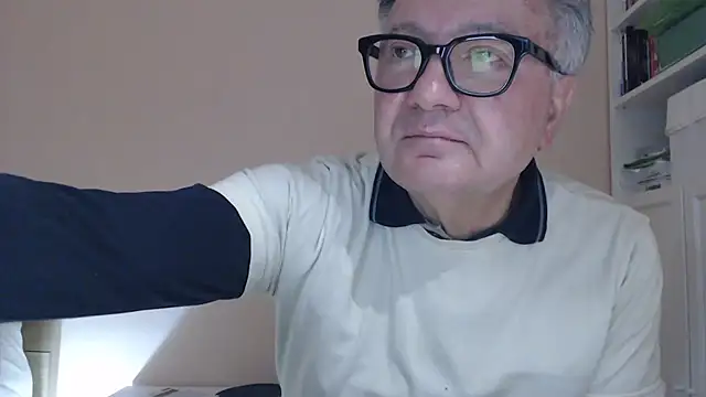 Snapshot of YOU6me chatting on 14, 1, 2026 YOU6me online show from 14, 1, 2026