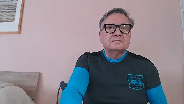 Snapshot of YOU6me chatting on 8, 2, 2026 YOU6me online show from 8, 2, 2026