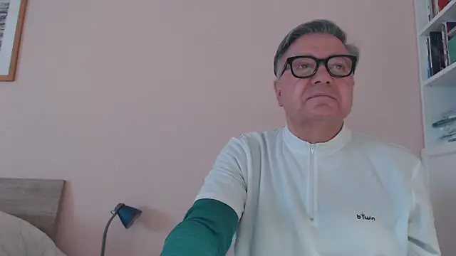 Snapshot of YOU6me chatting on 16, 2, 2026 YOU6me online show from 16, 2, 2026