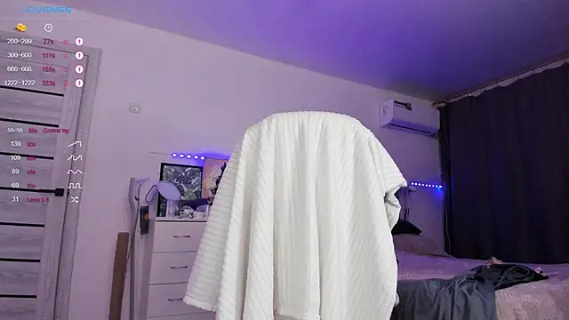 Ophelia mm online show from 2, 2, 2025