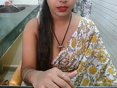 LovingPihu online show from 16, 10, 2025