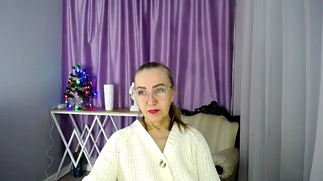 queen a n i online show from 5, 12, 2024