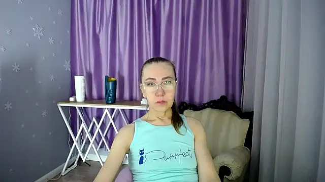 queen a n i online show from 1, 2, 2025