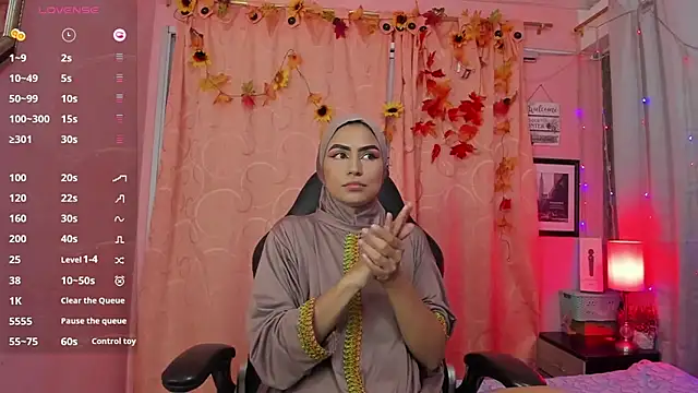 Snapshot of DarshaKhemu chatting on 13, 3, 2025 DarshaKhemu online show from 13, 3, 2025