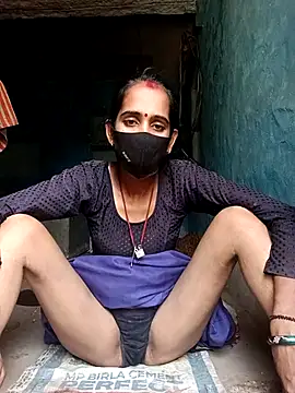 Snapshot of Mohni_Das chatting on 4, 6, 2026 Mohni Das online show from 4, 6, 2026